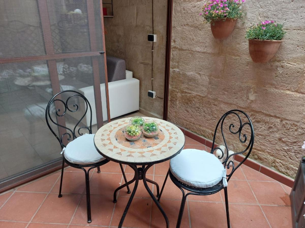 Suite Del Conservatorio Nel Centro Storico Lecce Zewnętrze zdjęcie