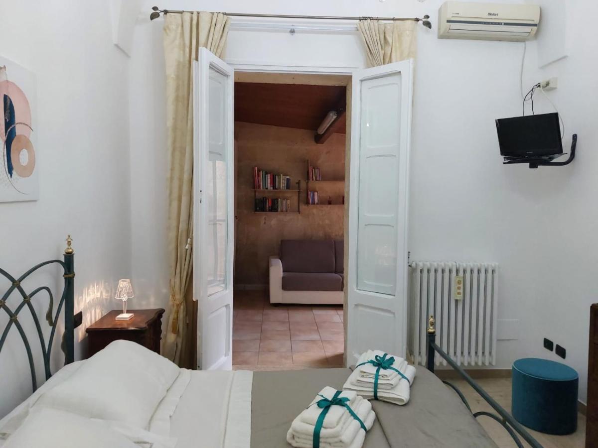 Suite Del Conservatorio Nel Centro Storico Lecce Zewnętrze zdjęcie